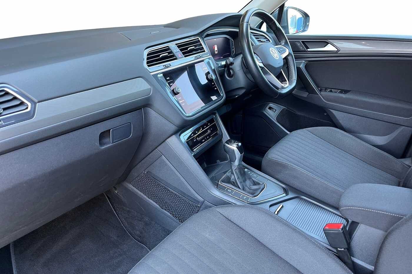 Volkswagen Tiguan Allspace 1.5 TSI Life SUV 5dr Petrol DSG Euro 6 (s/s) (150 ps)