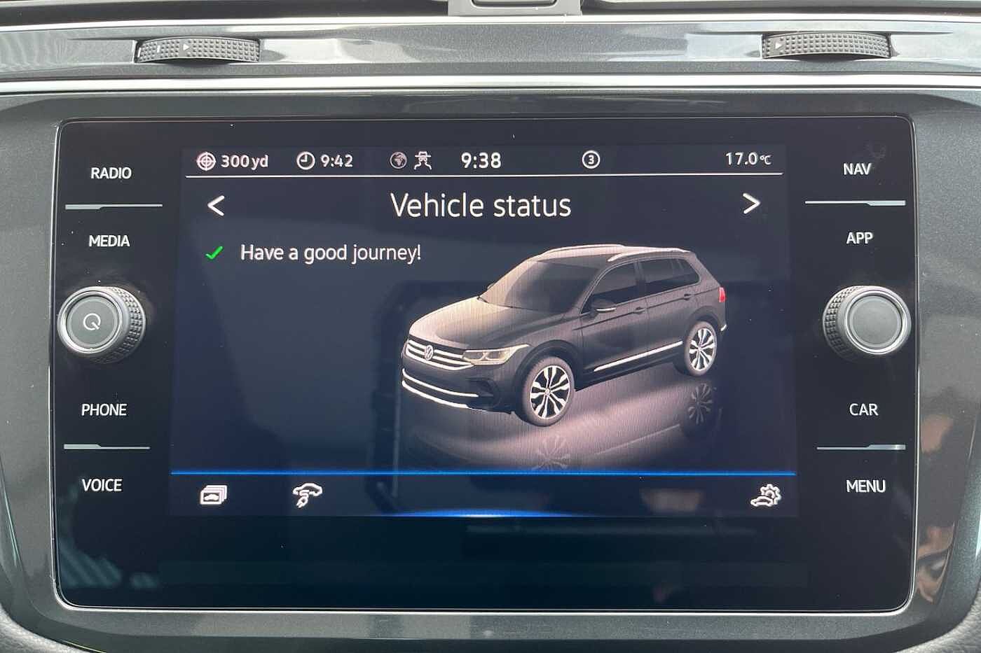 Volkswagen Tiguan 1.4 TSI 13kWh Elegance SUV 5dr Petrol Plug-in Hybrid DSG 245 ps - PANORAMIC SUNR