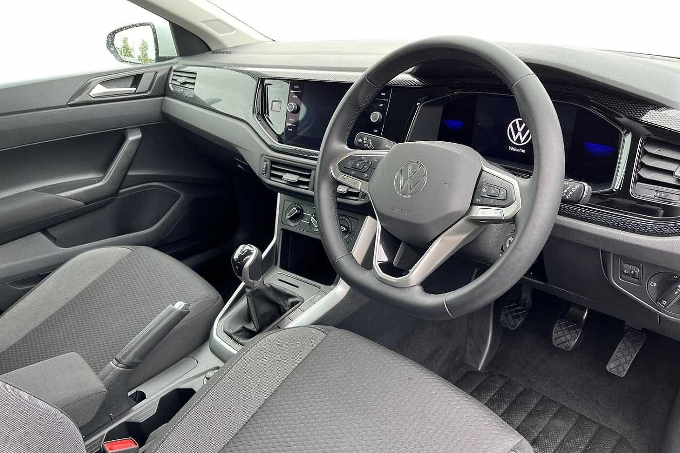 Volkswagen Polo 1.0 TSI Life Hatchback 5dr Petrol Manual 95 ps - FRONT & REAR PARKING SENSORS