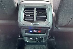 Volkswagen Tiguan 1.4 TSI 13kWh Elegance SUV 5dr Petrol Plug-in Hybrid DSG 245 ps - PANORAMIC SUNR
